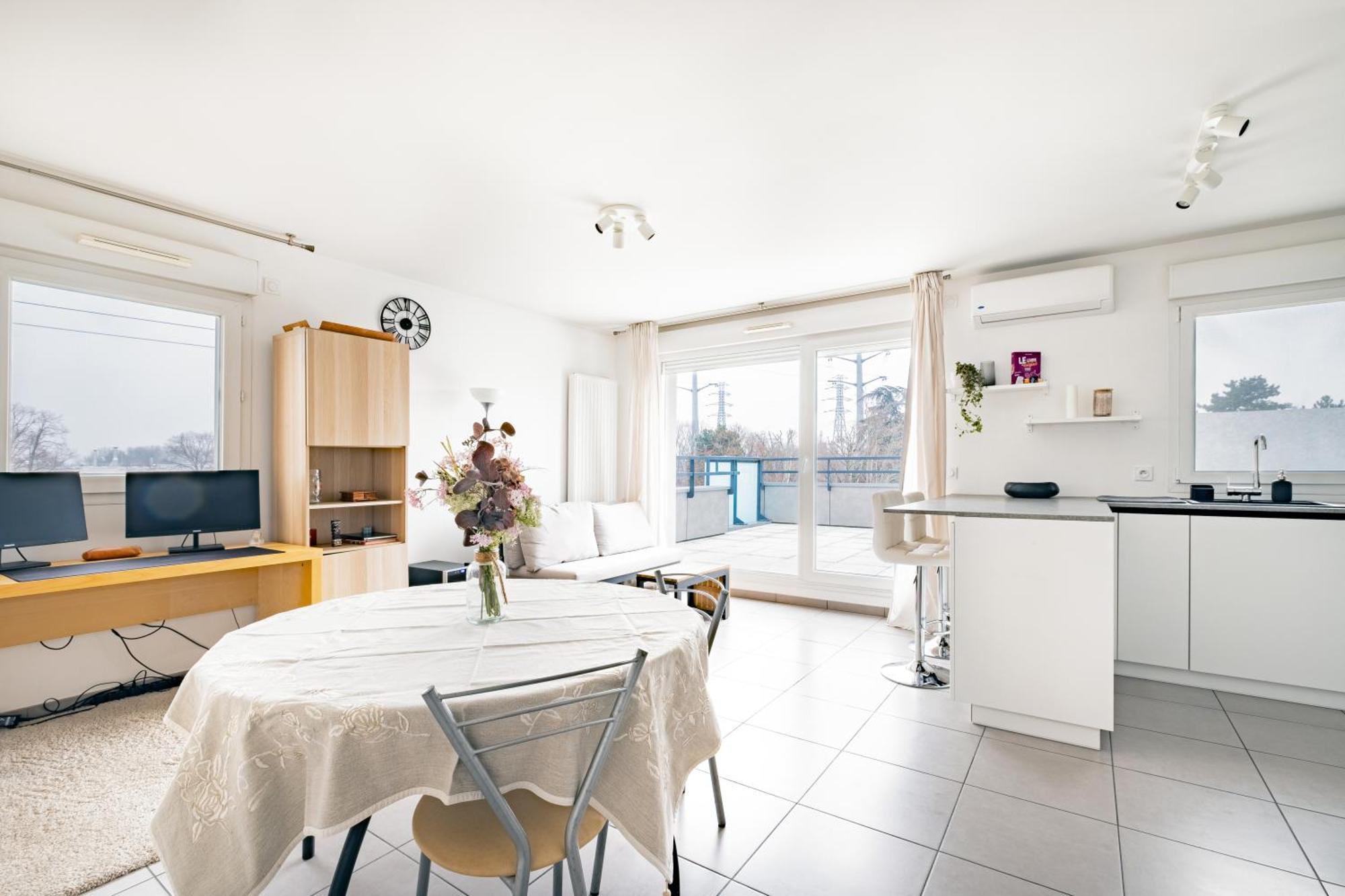 Appartement T2 Neuf - Grande Terrasse De 25M2 Saint-Priest  Extérieur photo